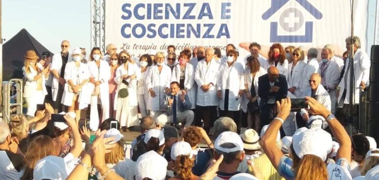 covid,-a-napoli-la-terza-conferenza-per-le-terapie-domiciliari-precoci.-grimaldi:-«a-breve-pubblicato-primo-studio»