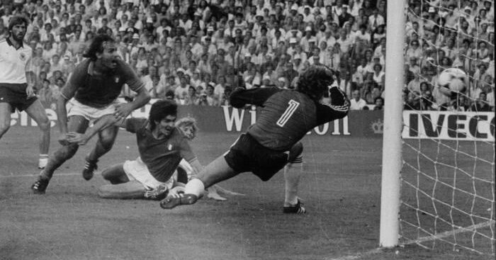 moglie-paolo-rossi-“in-italia-di-mancini-lo-spirito-dell”82″