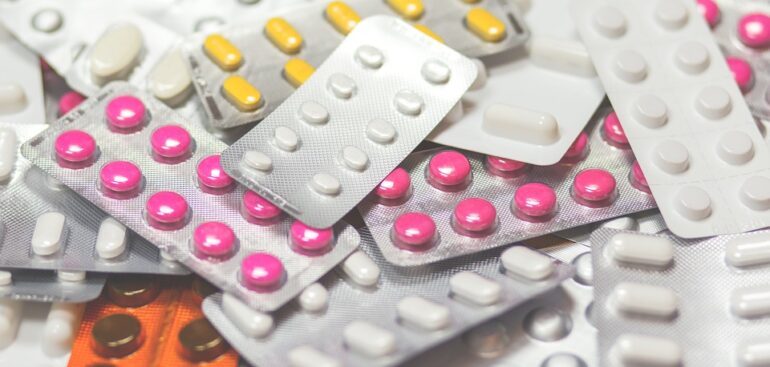 covid-e-antidepressivi:-ecco-perche-i-farmaci-contro-il-mal-di-vivere-hanno-un-effetto-scudo