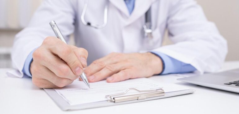 una-petizione-della-farmacista-di-quartiere-fa-arrivare-il-medico-al-giambellino