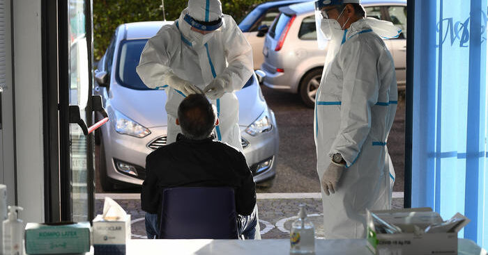 covid,-superata-la-soglia-di-allarme-per-le-intensive-in-7-regioni