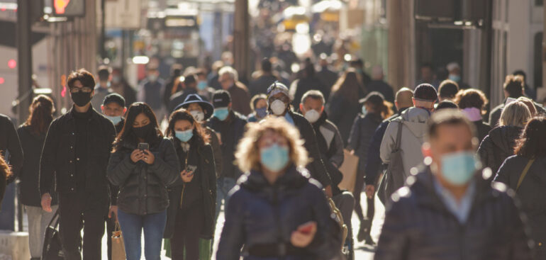 prorogato-stato-di-emergenza-e-tamponi-per-chi-viaggia,-le-novita-del-nuovo-decreto