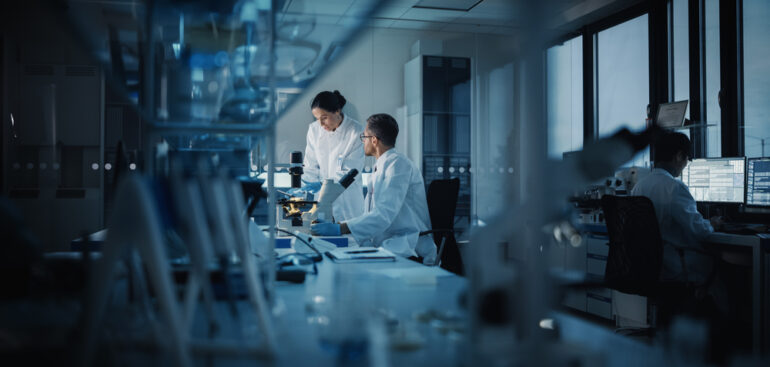 lotta-alla-pandemia,-10-scienziati-che-hanno-avuto-un-impatto-sul-2021