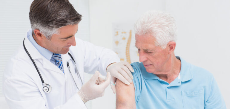3921-over-60-morti-nell’ultimo-mese.-federanziani:-«ma-tasso-mortalita-sceso-all’1,19%-grazie-ai-vaccini»