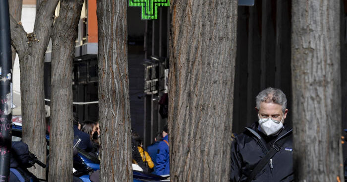 ecdc,-mascherine-all’aperto-se-non-e-possibile-il-distanziamento