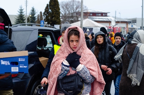 ucraina:-come-fanno-le-profughe-quando-hanno-il-ciclo?-senza-cure-mestruali-a-rischio-la-vita-di-molte-donne
