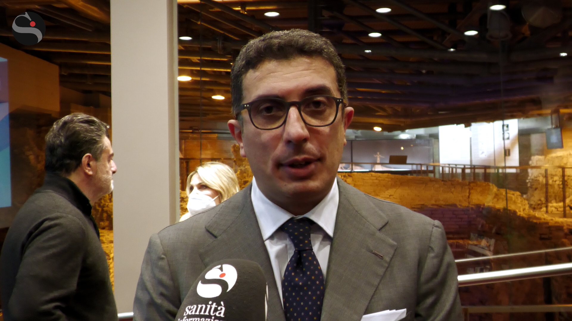 «centinaia-di-migliaia-di-interventi-agli-occhi-saltati,-situazione-critica»,-l’allarme-dell’oculista-mele