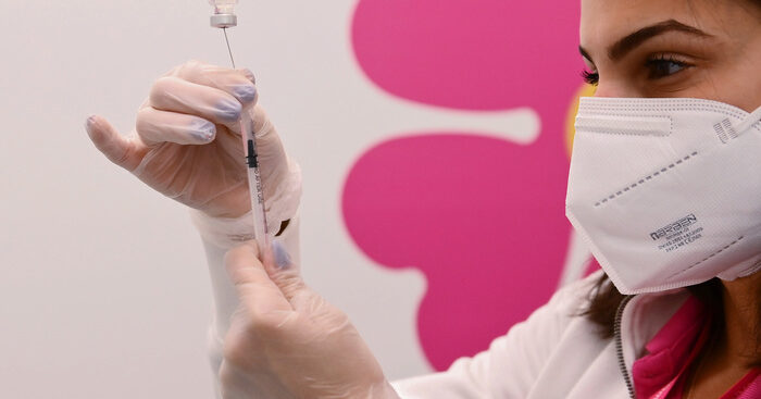 covid:-adesione-insufficiente-ai-vaccini,-ci-sono-rischi-“concreti”