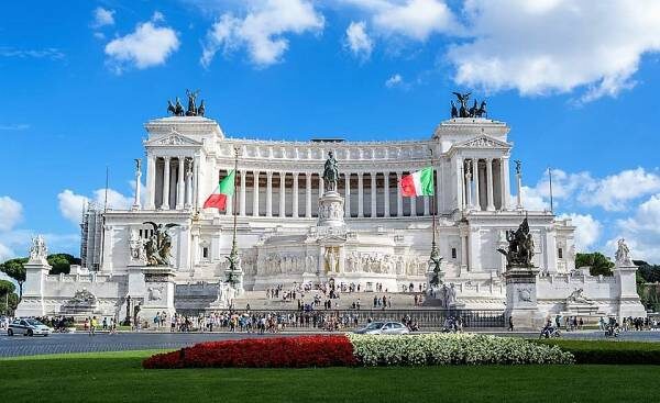 professioni-sociosanitarie-per-la-prima-volta-alla-parata-del-2-giugno