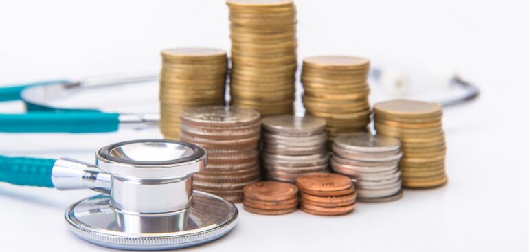 contratto-comparto-sanita,-e-fumata-bianca.-aumenti-fino-a-98-euro-e-per-gli-infermieri-indennita-aggiuntiva