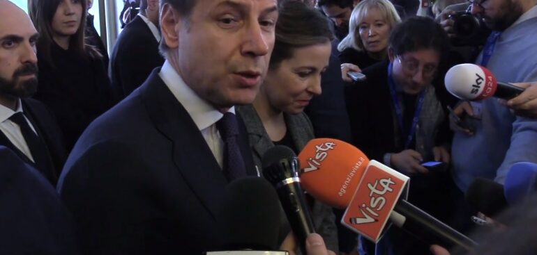 longevita,-prevenzione-e-tecnologia.-l’ex-premier-giuseppe-conte-annuncia-un-progetto-sulla-terza-eta