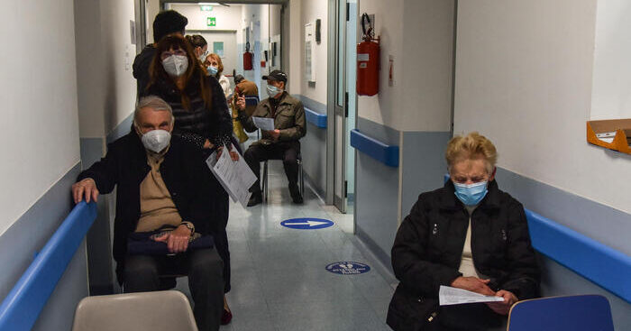 vaccini:-magrini-(aifa),da-lunedi-prenotazioni-con-bivalenti