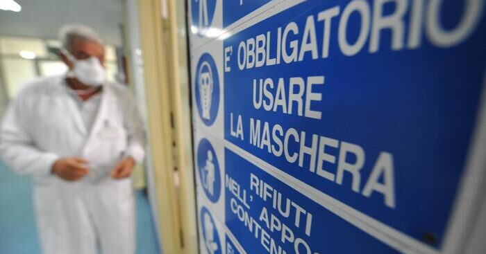 medici-ospedalieri,-stop-mascherine-rischio-da-non-correre