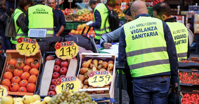 controlli-asl-su-alimenti-a-napoli,stop-a-7-attivita-commerciali