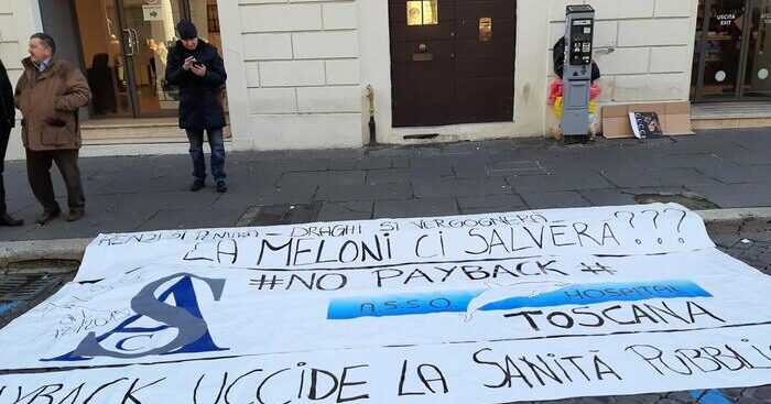 sanita:-aziende-biomedicali-in-piazza,-“payback-uccide-ssn”