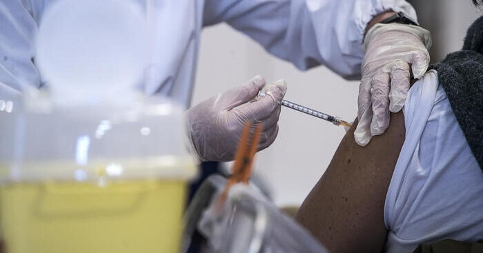 piano-vaccinale,-si-punta-su-medici-e-farmacie