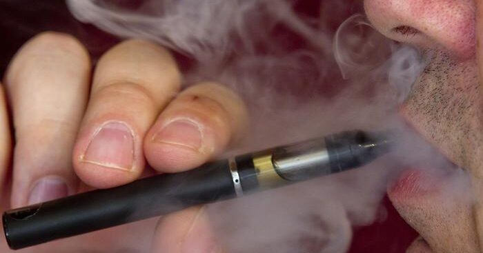 covid:-anche-con-e-cig-possibile-aumento-rischio-forma-grave