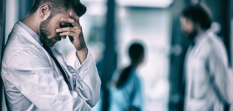 aggressioni-ai-sanitari:-2021-2022-biennio-nero,-raddoppiate-richieste-di-aiuto-a-consulcesi