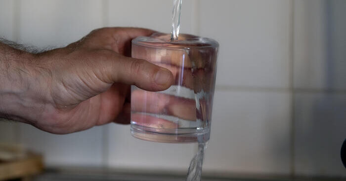 dieta,-alcolici-e-acqua:-i-consigli-‘salva-reni’-per-l’estate