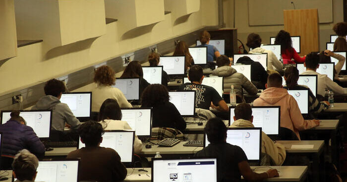 arianna-prima-al-test-di-medicina,-ma-la-passione-nasce-al-liceo