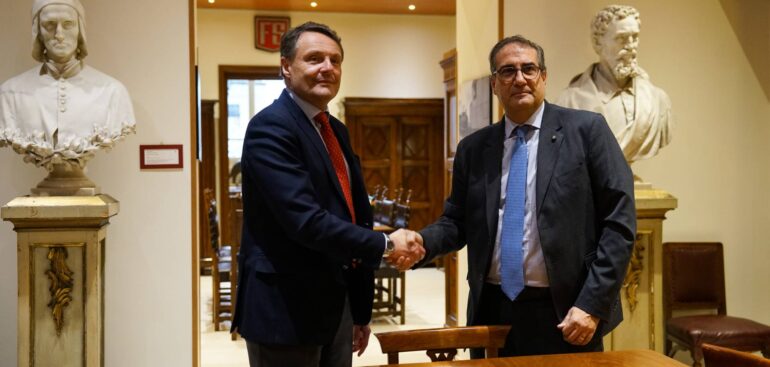le-stazioni-dei-piccoli-comuni-diventeranno-hub-della-salute,-l’intesa-tra-ferrovie-dello-stato-italiane-e-federfarma