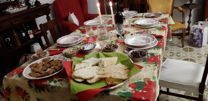 le-feste-e-le-interazioni-tra-farmaci,-cibo-e-alcol