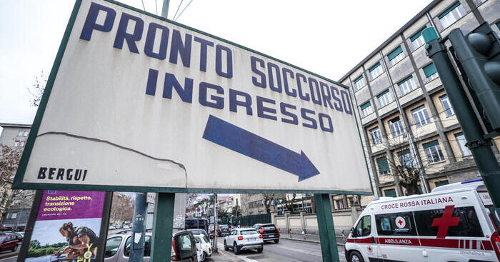 pronto-soccorso-sotto-assedio,-‘in-migliaia-attendono-il-ricovero’