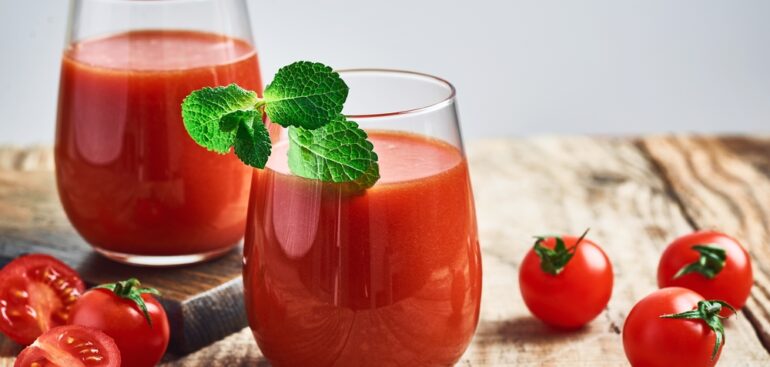 il-succo-di-pomodoro-puo-“uccidere”-i-batteri-responsabili-della-febbre-tifoidea-la-salmonella