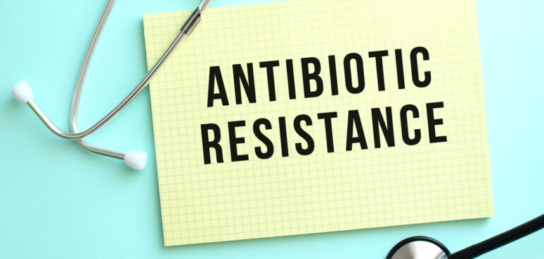 antimicrobico-resistenza,-le-conseguenze-evitabili:-ogni-anno-15mila-morti-e-un-miliardo-di-euro-spesi-in-ricoveri-per-acuti