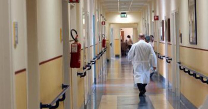 caso-meningite-meningococcica,-ricoverata-27enne-di-prato