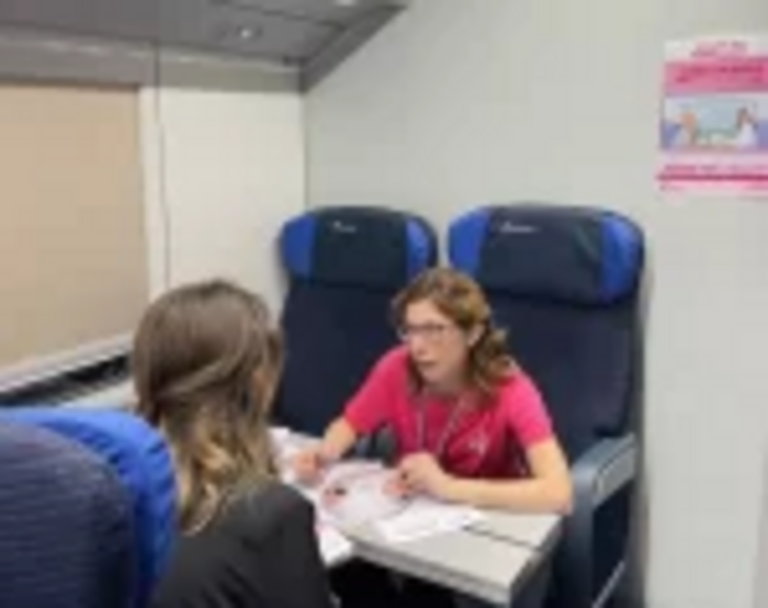 ogni-anno-187mila-donne-colpite-da-tumore,-riparte-frecciarosa