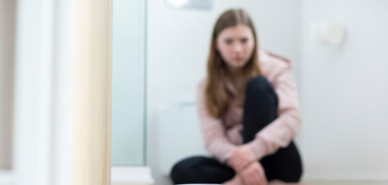 aumentano-i-disturbi-alimentari,-sempre-piu-casi-gravi-tra-i-giovani.-oggi-la-giornata-nazionale-del-fiocchetto-lilla