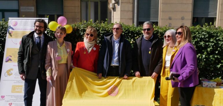 una-panchina-gialla-alle-molinette-per-l’endometriosi