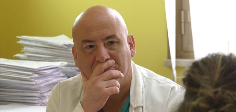 >ansa-la-storia/-mancano-farmaci,-oncologo-fa-180km-per-trovarli