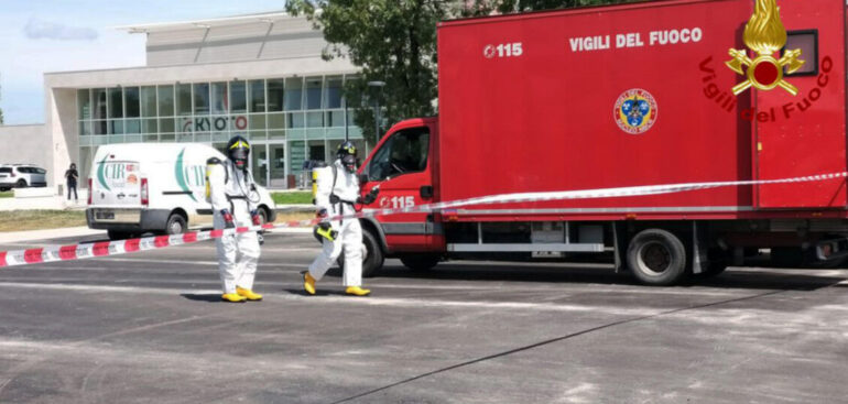 nube-tossica-in-piscina-per-errore-di-addetto,-7-in-ospedale