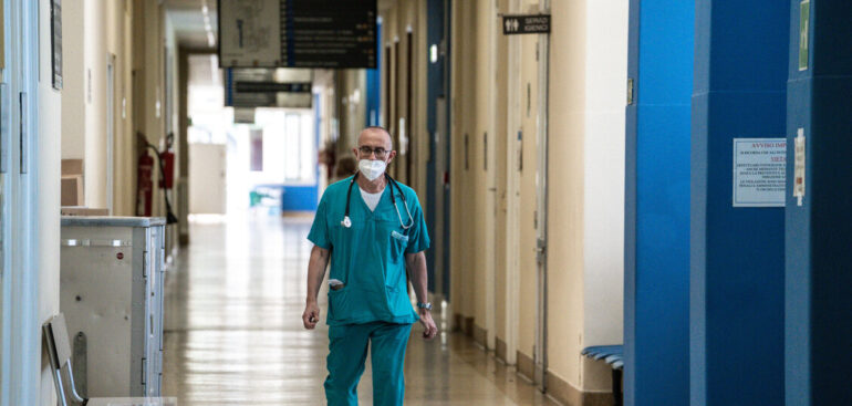 ecdc,-‘risalita-casi-covid-con-variante-nimbus,-monitoriamo’