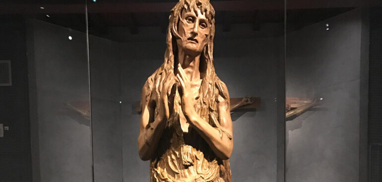nella-statua-della-maddalena-di-donatello-segni-di-una-malattia-rara