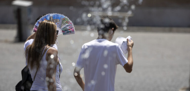 bollini-arancioni-domenica-in-6-citta,-rischio-caldo-per-i-fragili