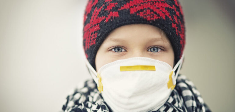 smog-e-microplastiche,-nemici-invisibili-della-salute-dei-bimbi