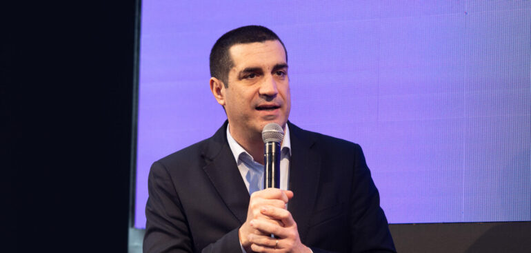 ++-de-pascale,e-r-non-riesce-piu-a-curare-pazienti-da-fuori-++