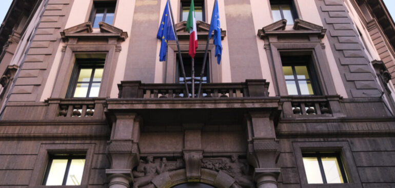 scontro-in-diretta-tra-vertici-dell’agenzia-del-farmaco