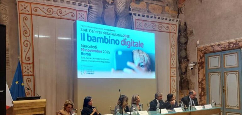 bimbi-troppo-digitali,-le-nuove-raccomandazioni-dei-pediatri