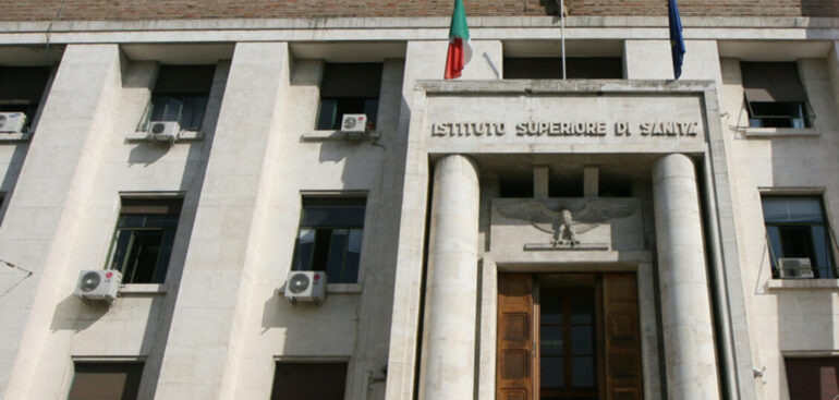 iss-prima-di-istituti-pasteur-e-koch-per-numero-di-pubblicazioni-per-ricercatore