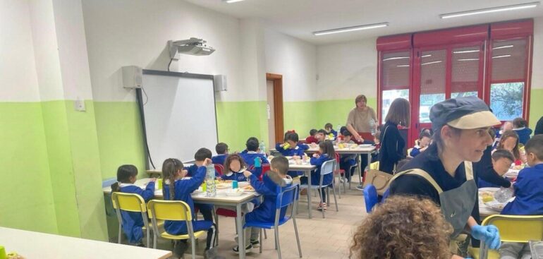 ‘maestranatura’,-il-cibo-come-insegnante-di-salute-e-sostenibilita-nelle-scuole