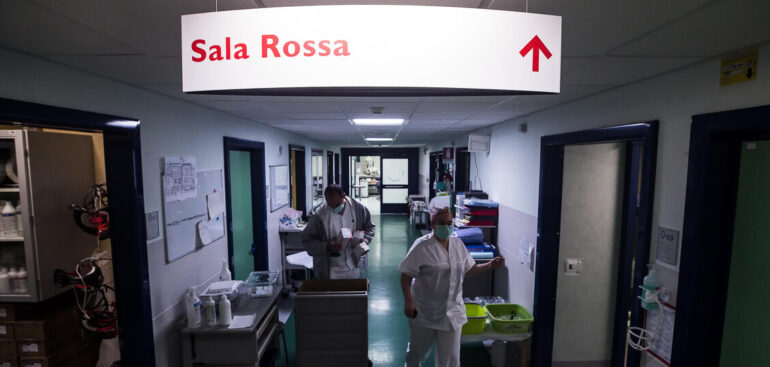 sale-la-spesa-sanitaria-pubblica-a-186-miliardi-nel-’24,-quella-privata-sostenuta-dai-cittadini-oltre-i-46-miliardi