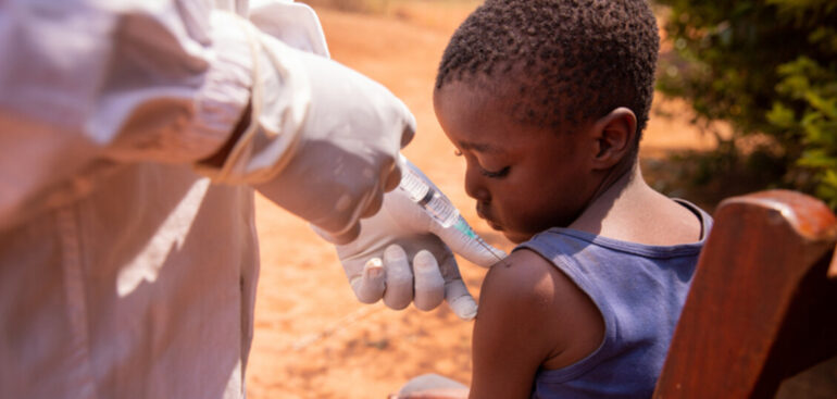 morto-l’epidemiologo-william-foege,-debello-il-vaiolo-e-promosse-le-vaccinazioni-nel-mondo