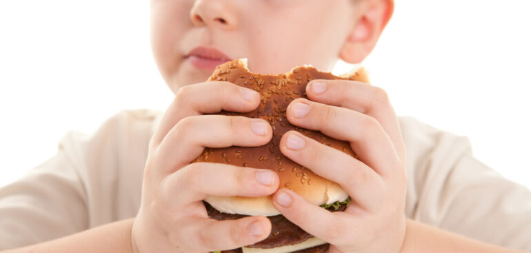 sei-milioni-gli-italiani-obesi,-emergenza-per-1-bambino-su-3