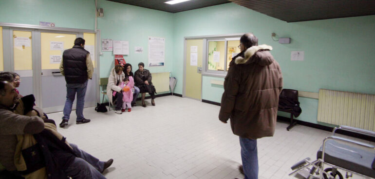 medico-gettonista-guadagna-35mila-euro-in-un-mese,-interrogazione