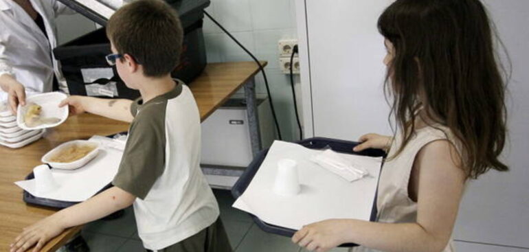 mangiano-a-scuola-1,9-milioni-di-alunni,-83%-italiani-chiede-stop-a-cibi-ultra-processati