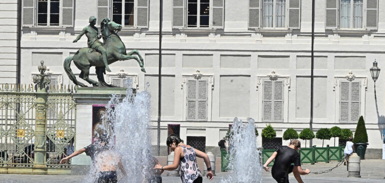 caldo,-domenica-aumentano-da-5-a-8-le-citta-da-bollino-rosso